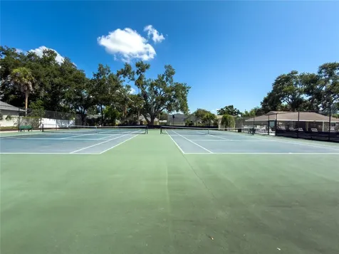 8232 Country Oaks Court Sarasota FL 34243