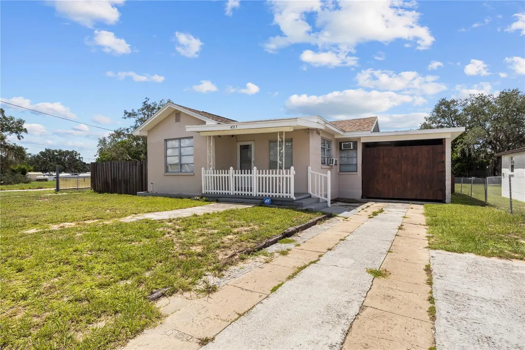 4517 Kenilworth Boulevard Sebring FL 33870