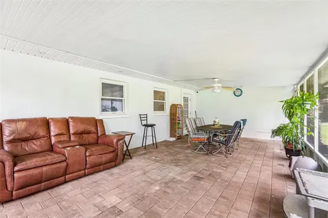 4411 55th Way N Kenneth City FL 33709