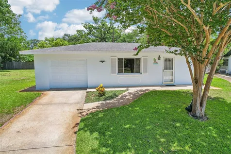 4411 55th Way N Kenneth City FL 33709