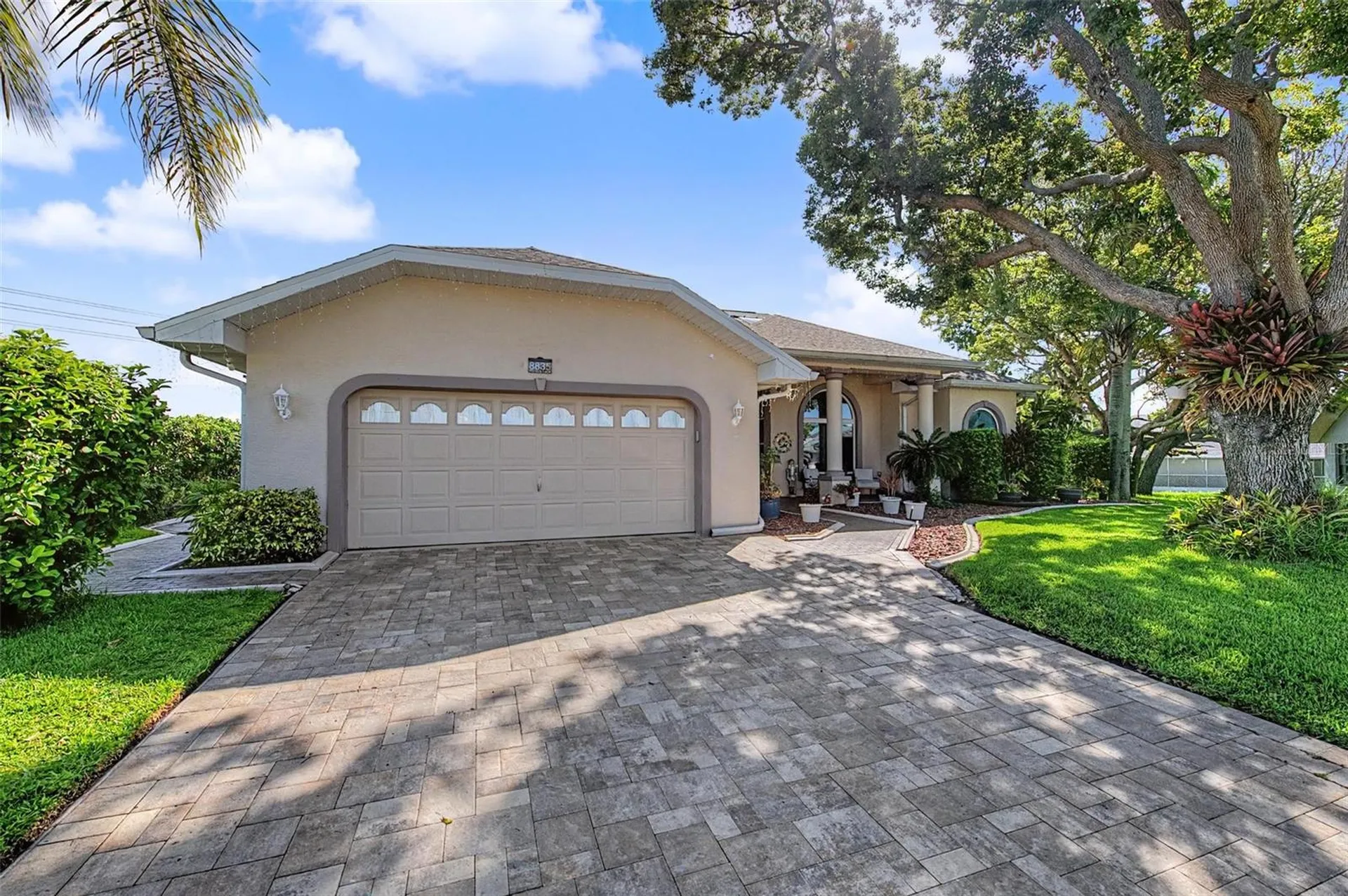 8835 Helmsly Lane Hudson FL 34667