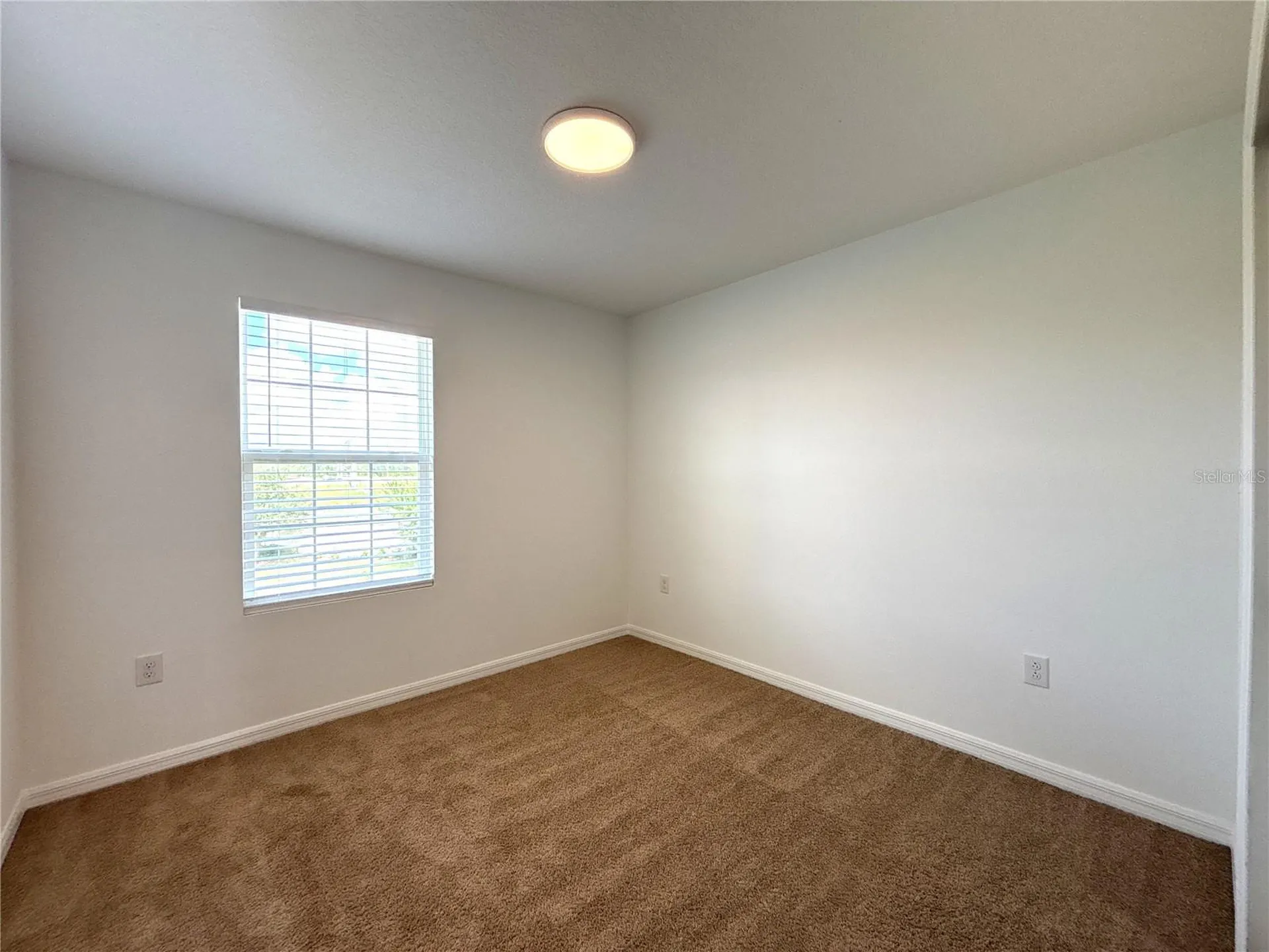 10009 Eagle Rock Alley Orlando FL 32832