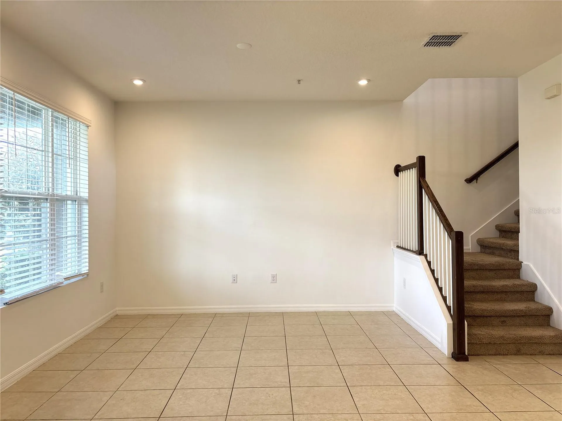 10009 Eagle Rock Alley Orlando FL 32832
