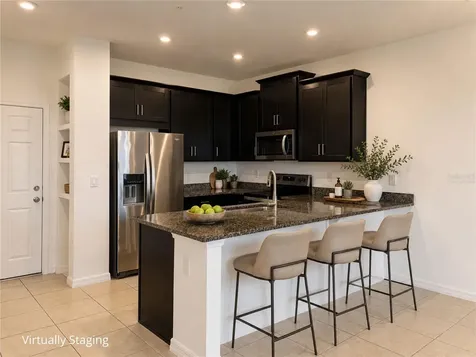 10009 Eagle Rock Alley Orlando FL 32832