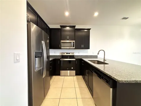 10009 Eagle Rock Alley Orlando FL 32832
