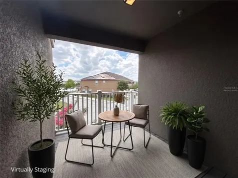 10009 Eagle Rock Alley Orlando FL 32832