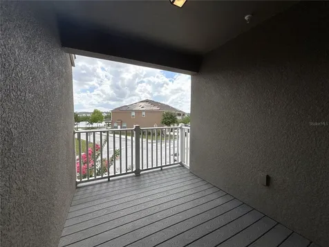 10009 Eagle Rock Alley Orlando FL 32832