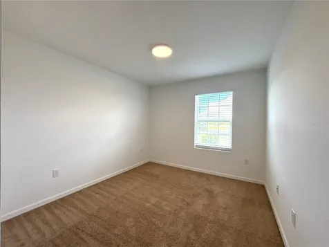 10009 Eagle Rock Alley Orlando FL 32832