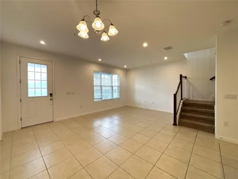 10009 Eagle Rock Alley Orlando FL 32832