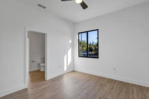 493 Sycamore Port Charlotte FL 33954