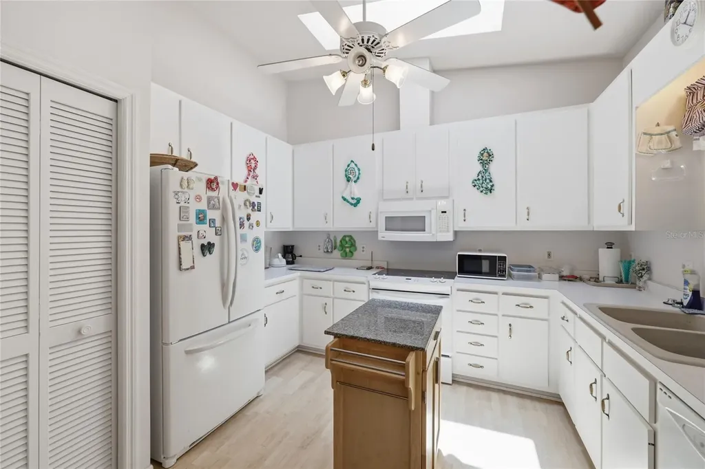 6438 NW 37th Terrace Gainesville FL 32653