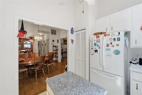 6438 NW 37th Terrace Gainesville FL 32653