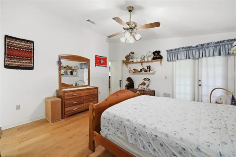 6438 NW 37th Terrace Gainesville FL 32653