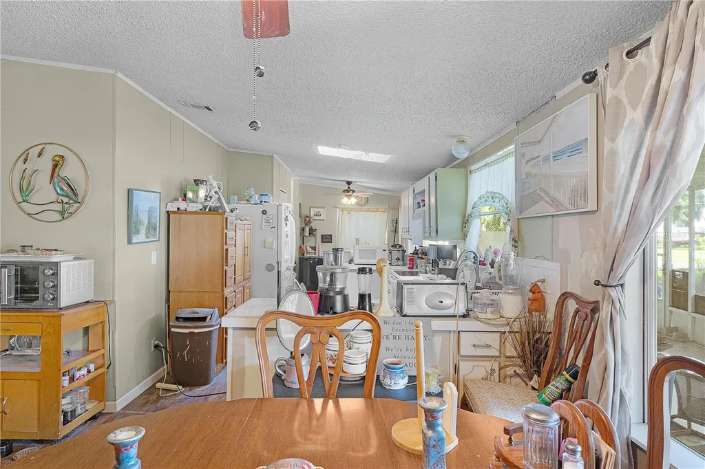 1975 E Cr412 Road Lake Panasoffkee FL 33538