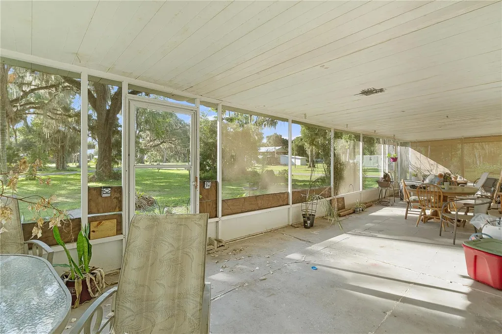 1975 E Cr412 Road Lake Panasoffkee FL 33538