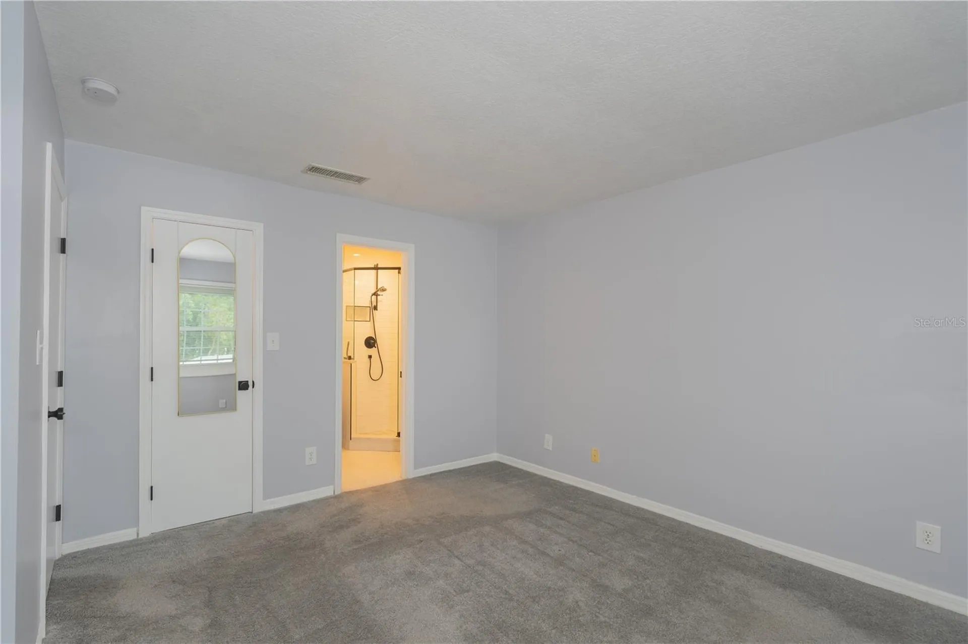 123 Seahorse Drive SE St Petersburg FL 33705