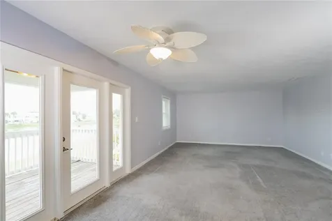 123 Seahorse Drive SE St Petersburg FL 33705