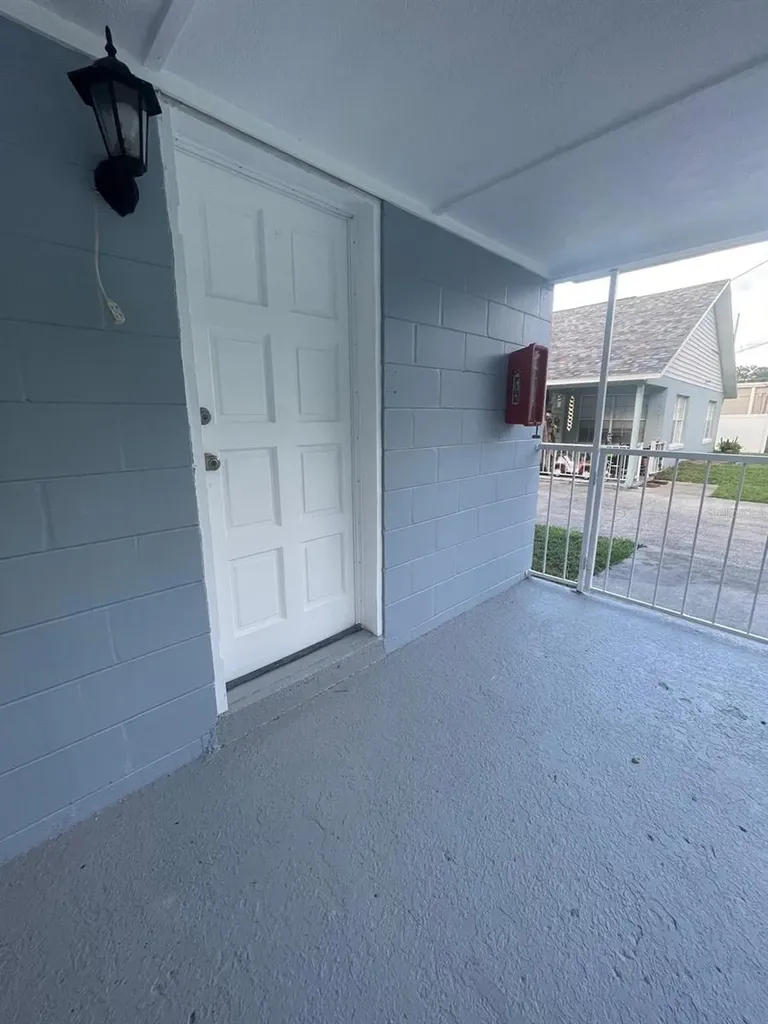 2319 Carlton Drive Orlando FL 32806
