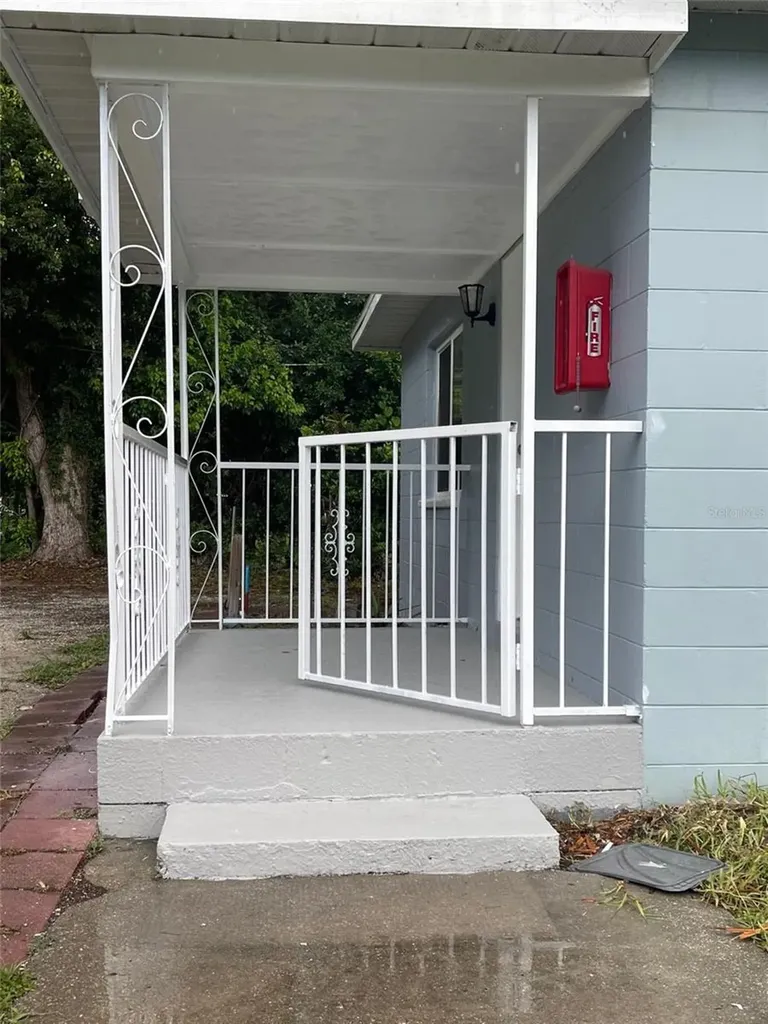2319 Carlton Drive Orlando FL 32806