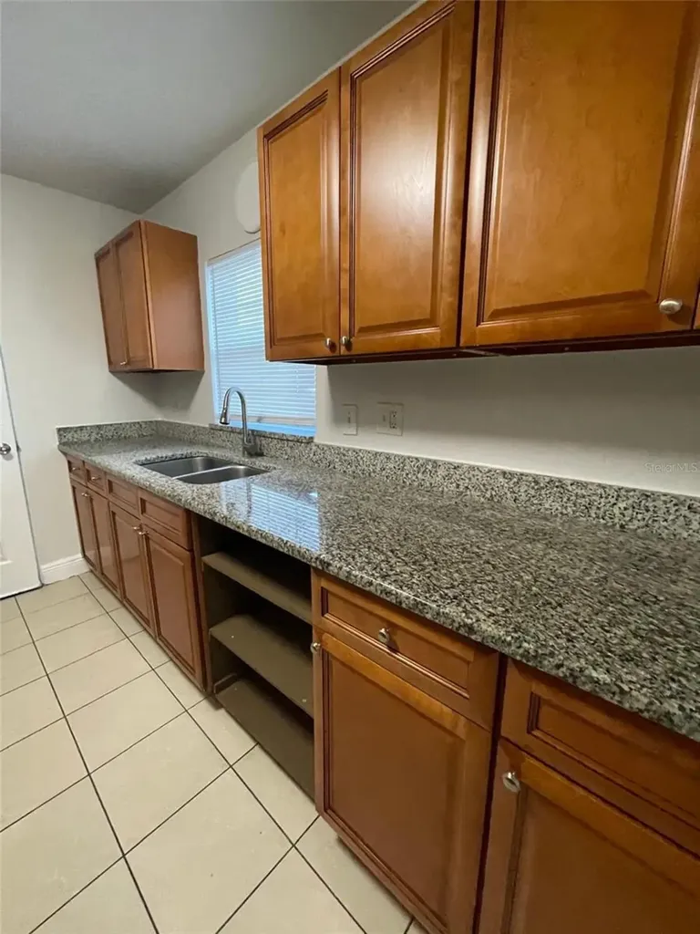 2319 Carlton Drive Orlando FL 32806