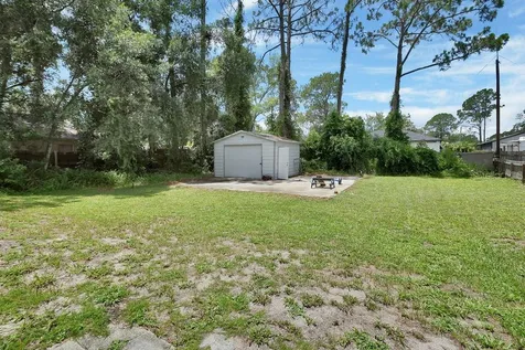 2222 6th Avenue Deland FL 32724