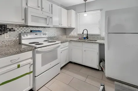 2222 6th Avenue Deland FL 32724