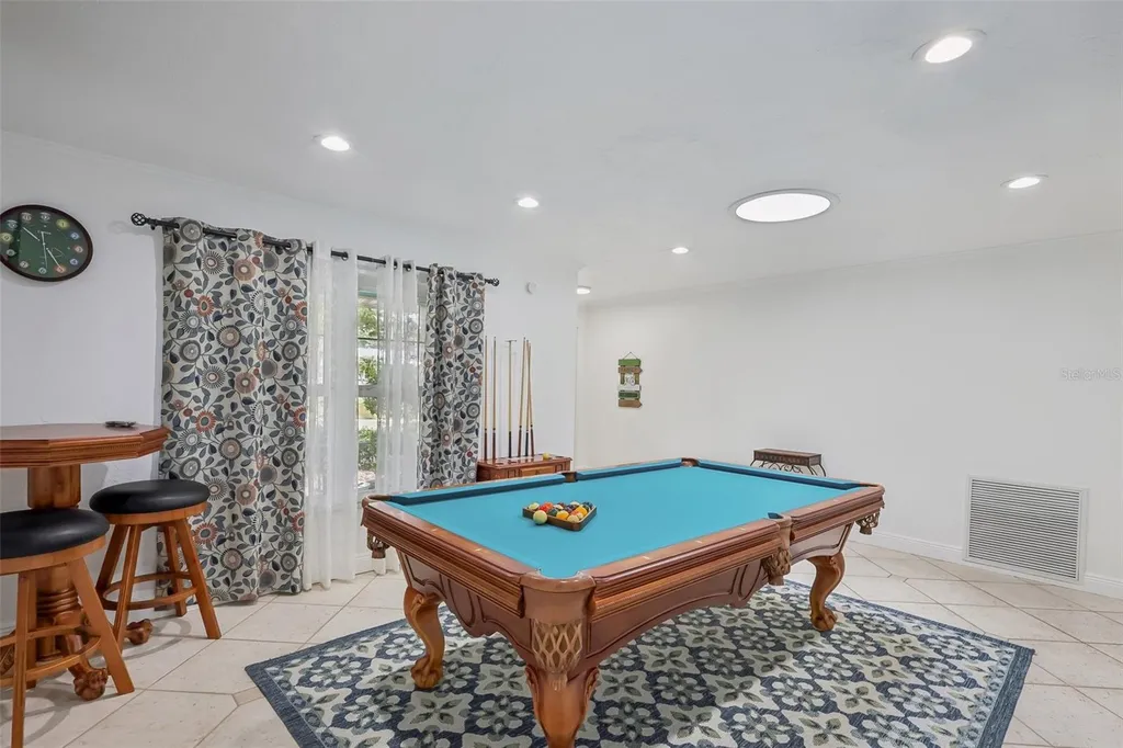 13801 87th Avenue Seminole FL 33776