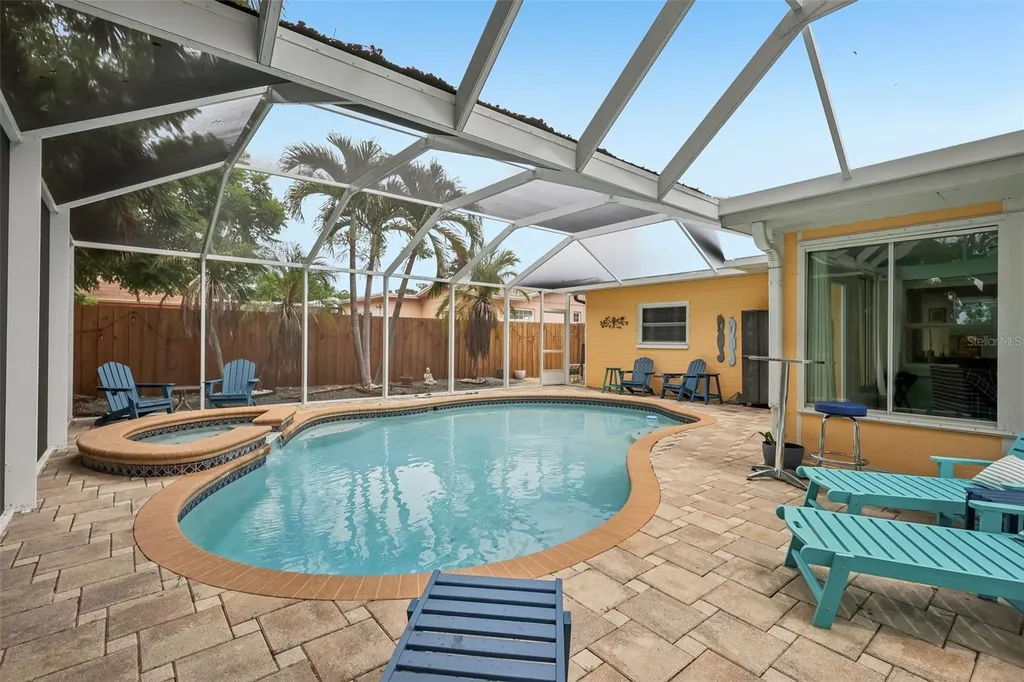 13801 87th Avenue Seminole FL 33776