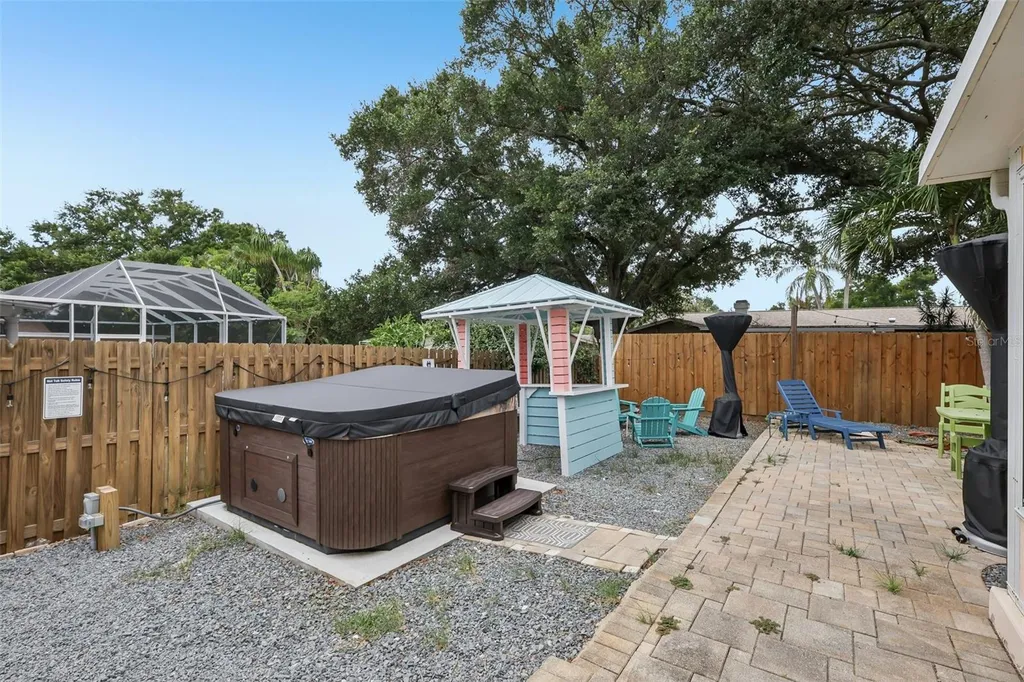 13801 87th Avenue Seminole FL 33776