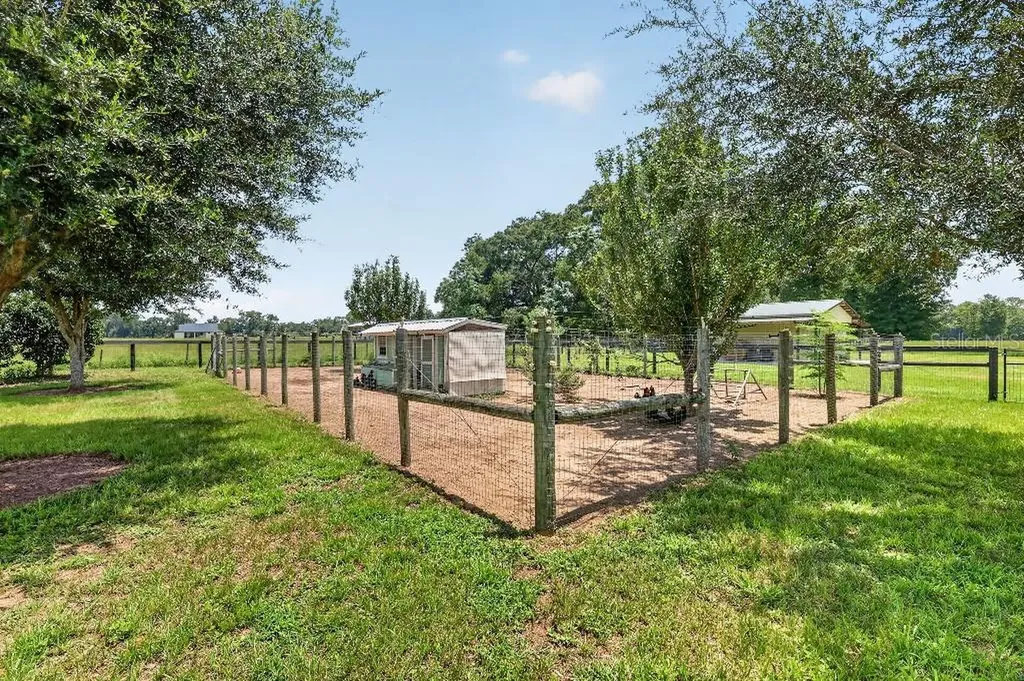 2556 NE 120th Street Anthony FL 32617