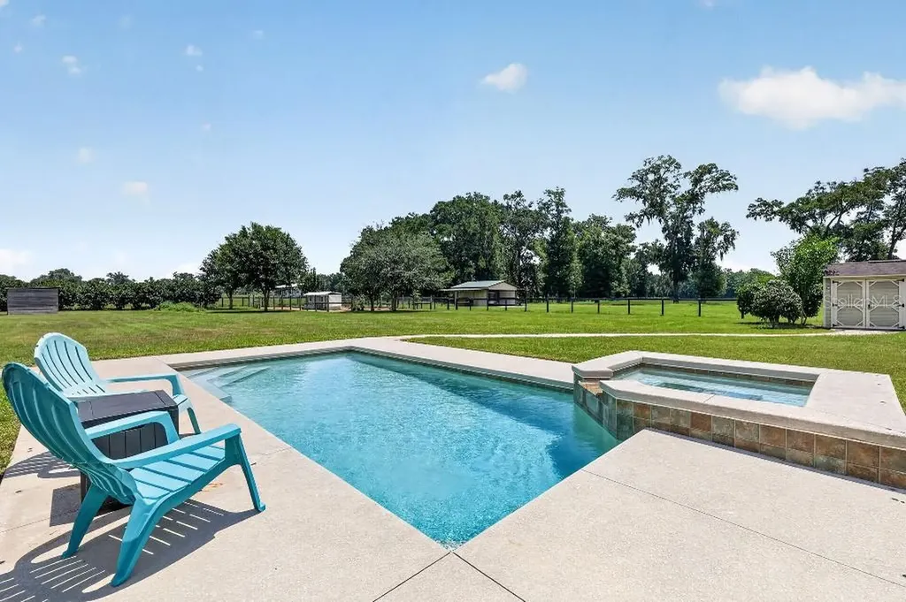 2556 NE 120th Street Anthony FL 32617