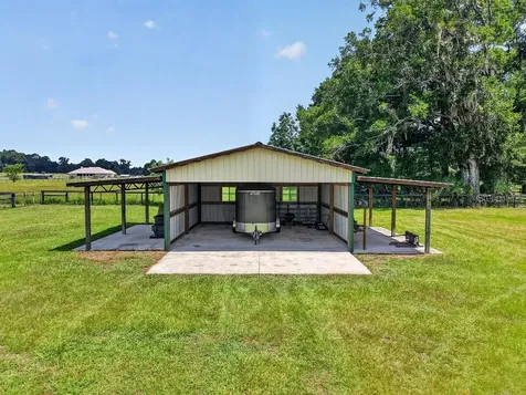 2556 NE 120th Street Anthony FL 32617