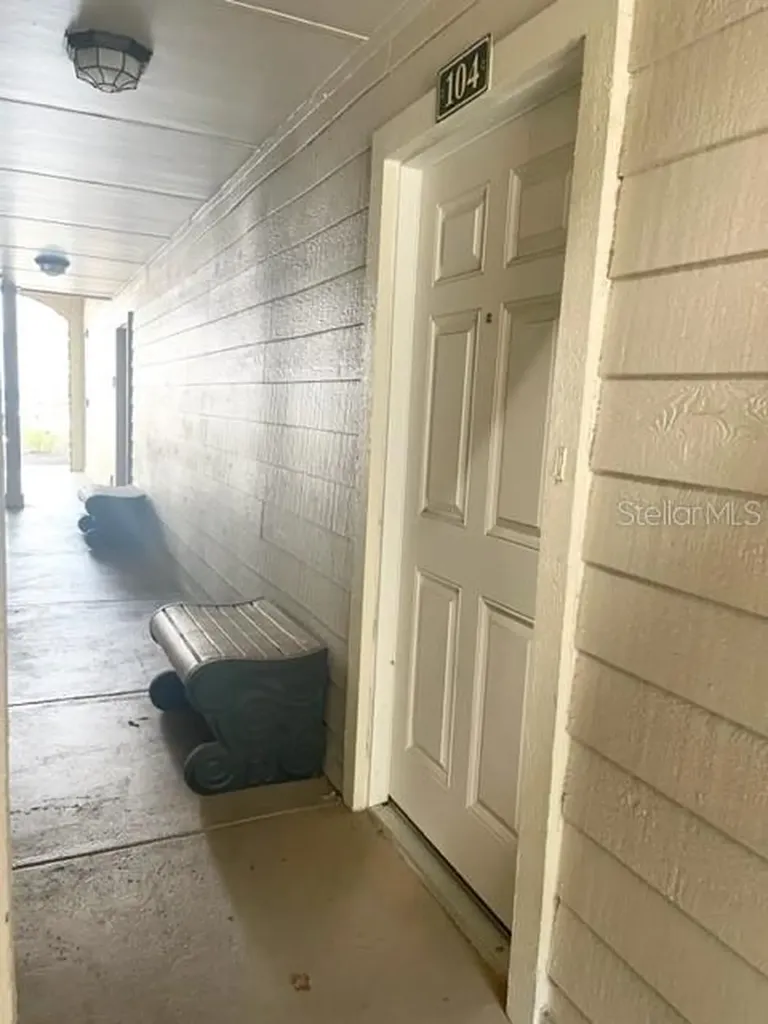 3548 Tobago Lane Tampa FL 33614