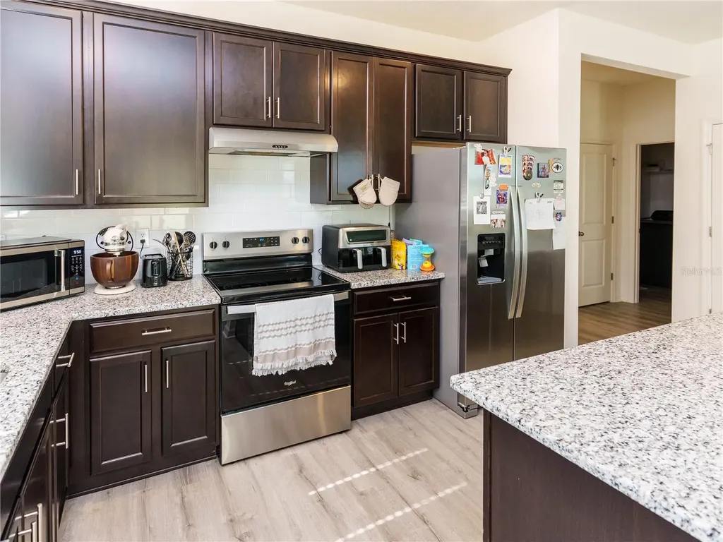 37501 Williamette Way Zephyrhills FL 33540