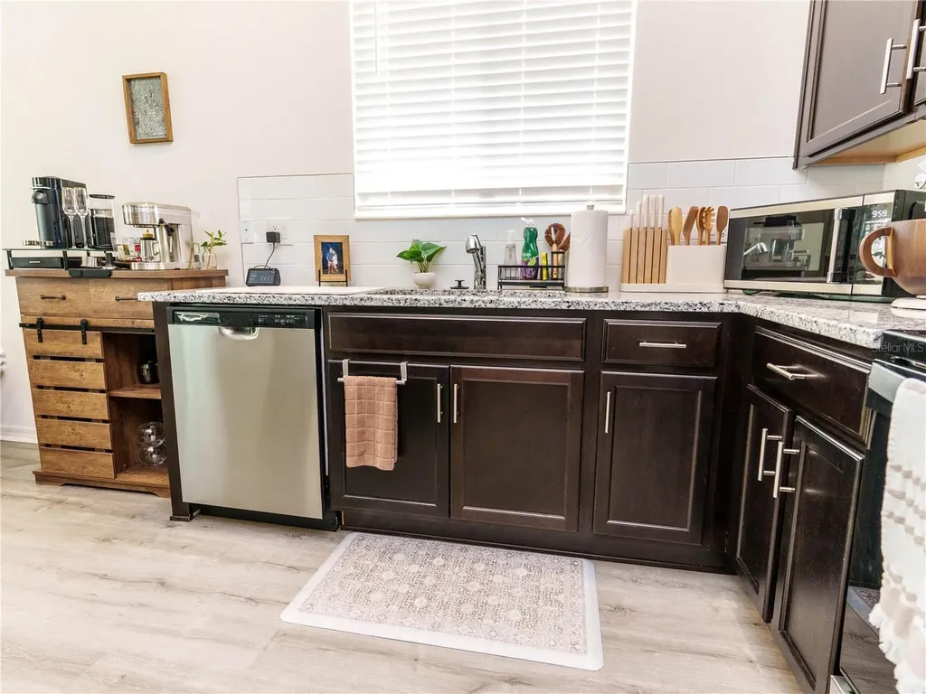 37501 Williamette Way Zephyrhills FL 33540