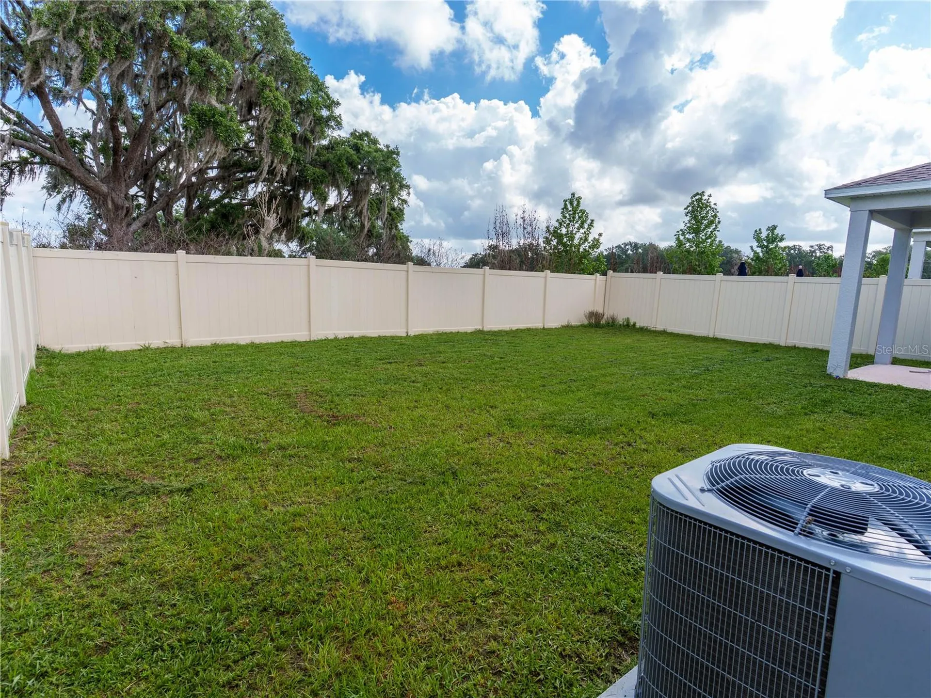 37501 Williamette Way Zephyrhills FL 33540