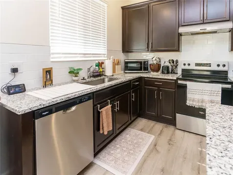 37501 Williamette Way Zephyrhills FL 33540