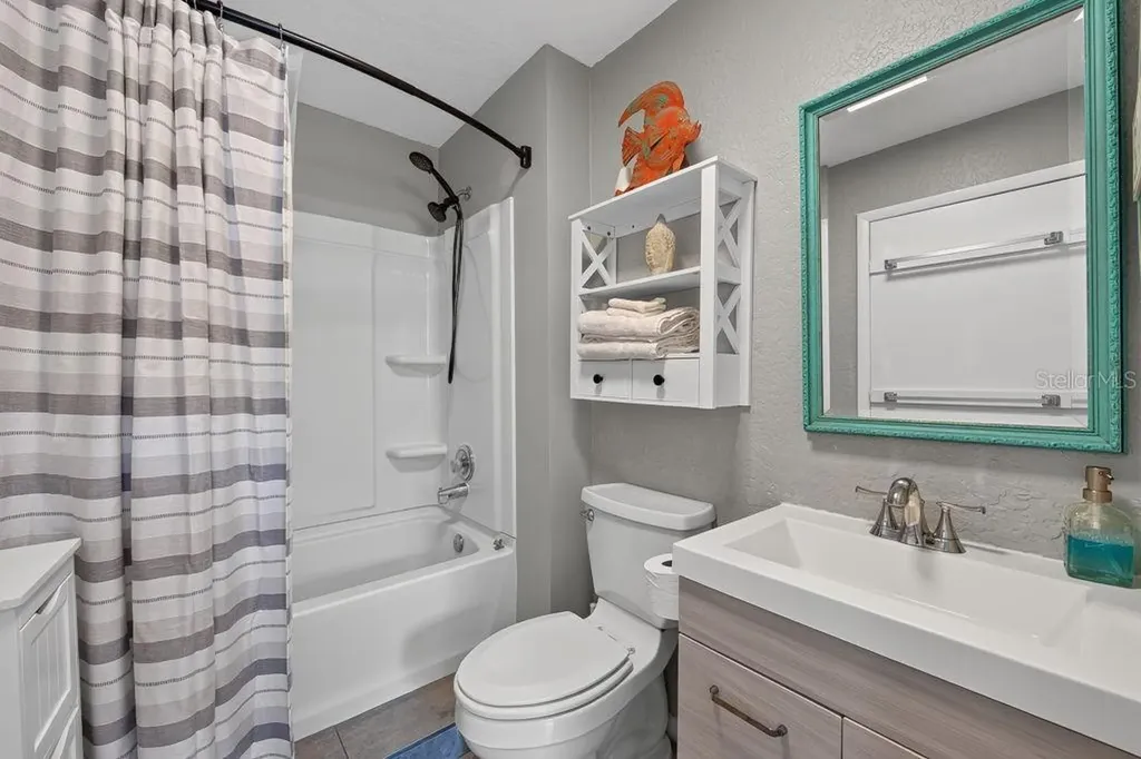 610 1st Avenue NE Largo FL 33770