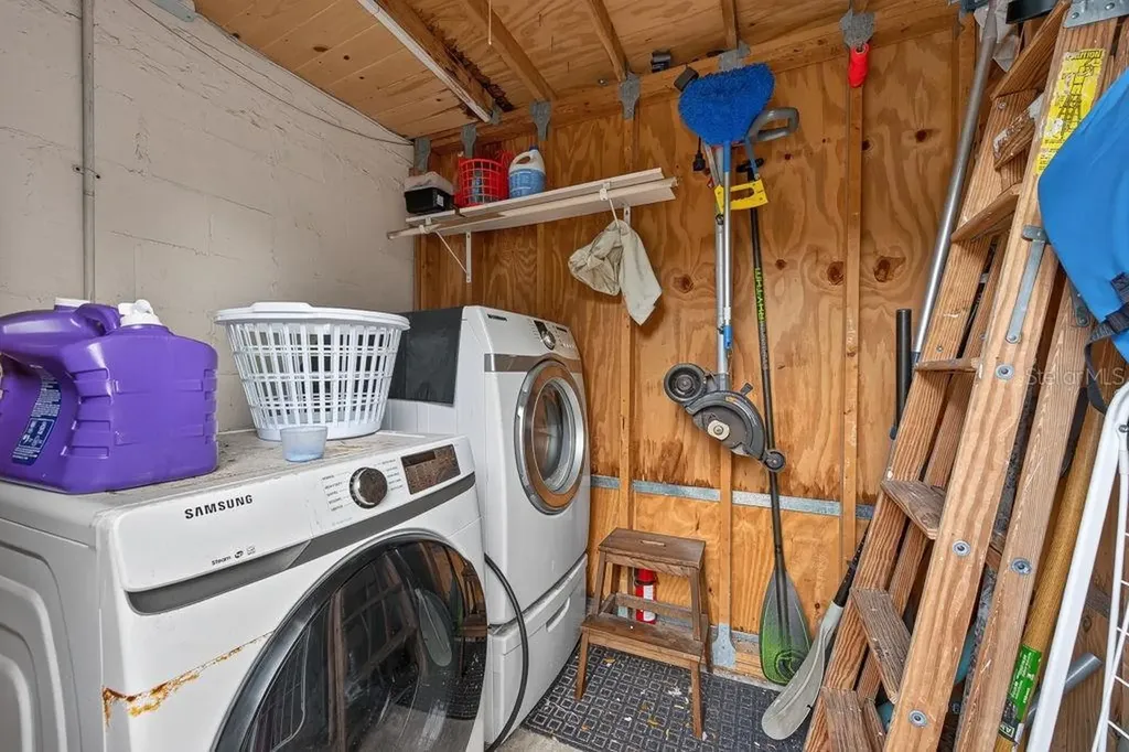 610 1st Avenue NE Largo FL 33770