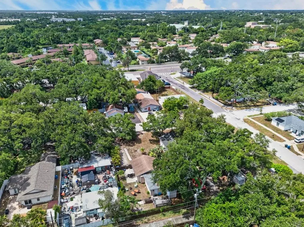 610 1st Avenue NE Largo FL 33770