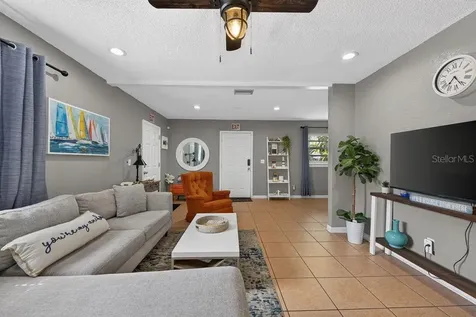 610 1st Avenue NE Largo FL 33770