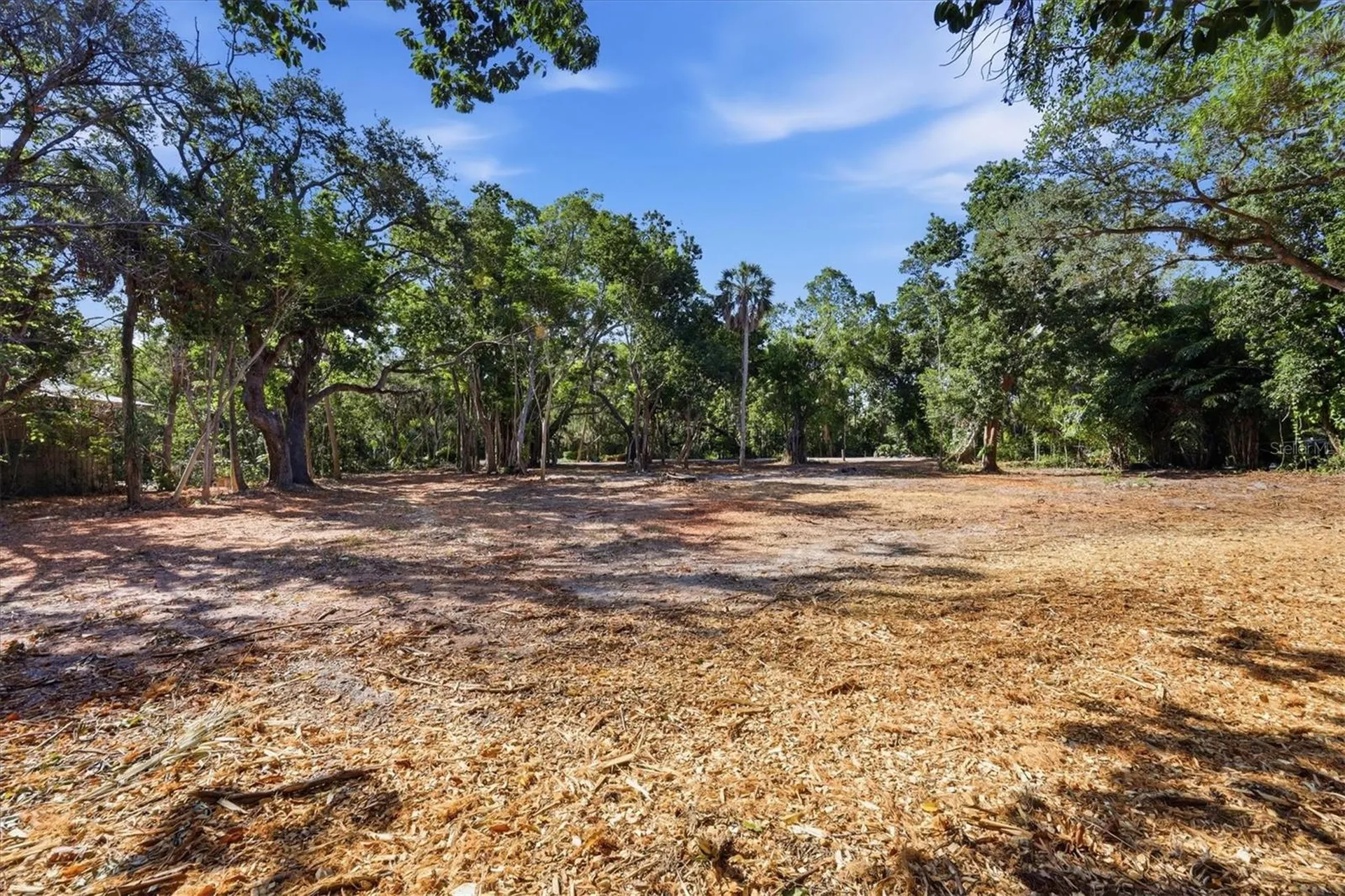 1325 Hidden Harbor Way Sarasota FL 34242