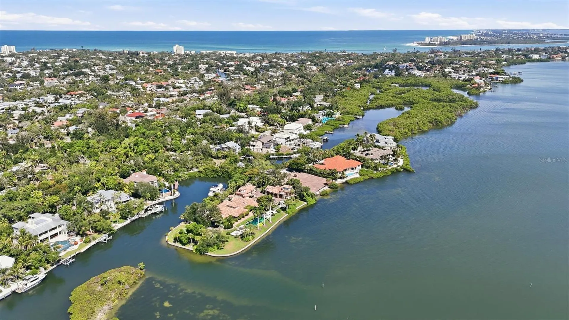 1325 Hidden Harbor Way Sarasota FL 34242