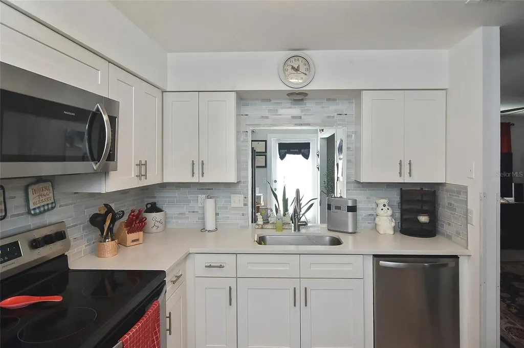 1527 Stewart Drive Sarasota FL 34232