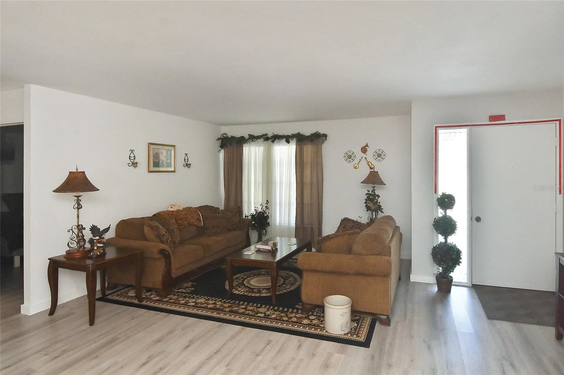 1527 Stewart Drive Sarasota FL 34232