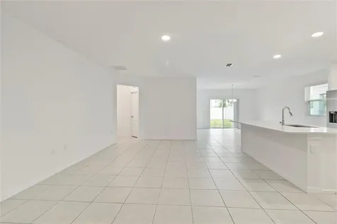1154 Oak Bluff Drive Davenport FL 33837