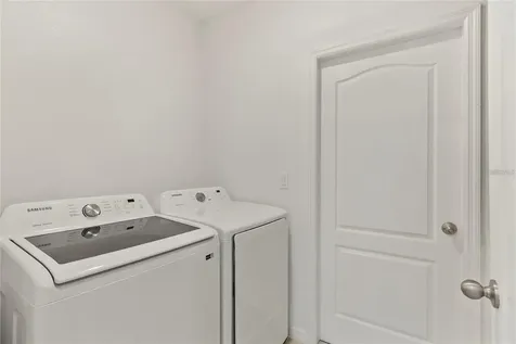 1154 Oak Bluff Drive Davenport FL 33837