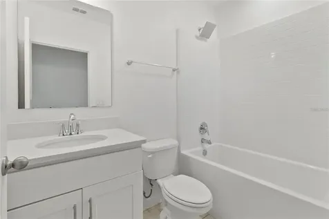 1154 Oak Bluff Drive Davenport FL 33837
