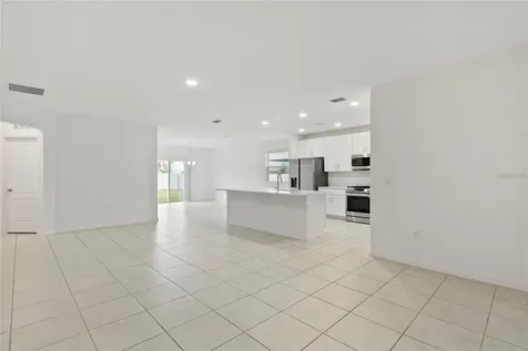 1154 Oak Bluff Drive Davenport FL 33837