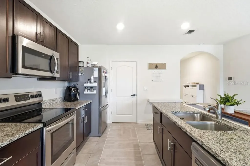 826 Guadalupe Drive Orange City FL 32763